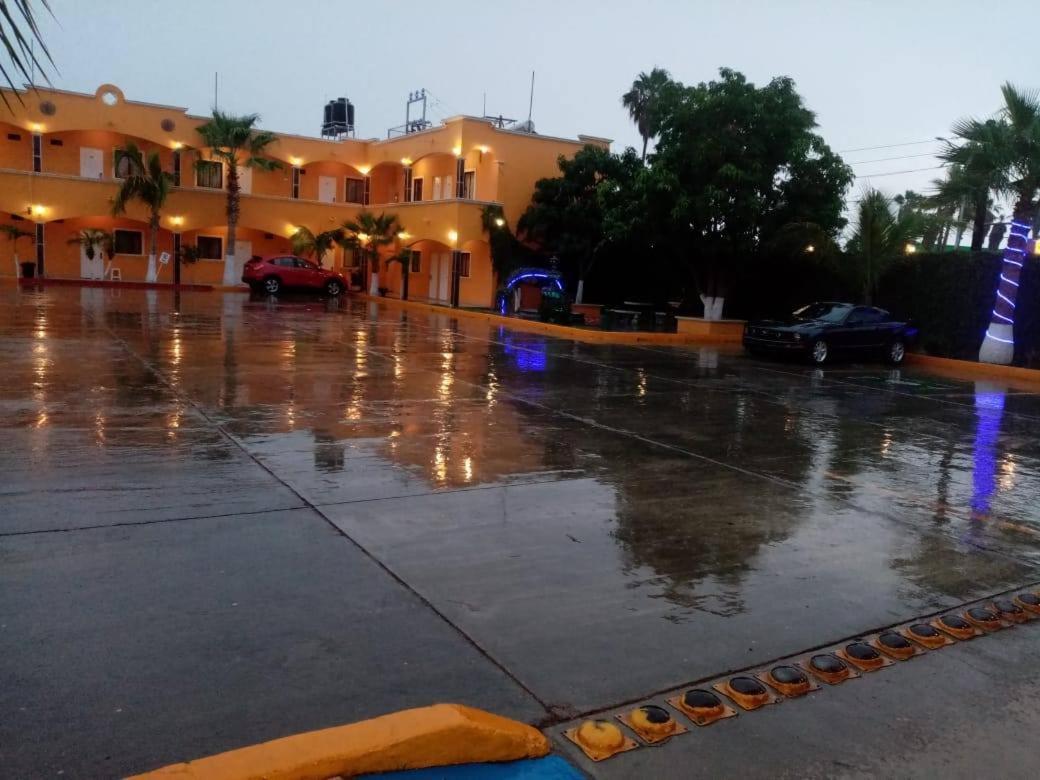 Hotel Paraiso Del Valle Ciudad Constitución Zewnętrze zdjęcie